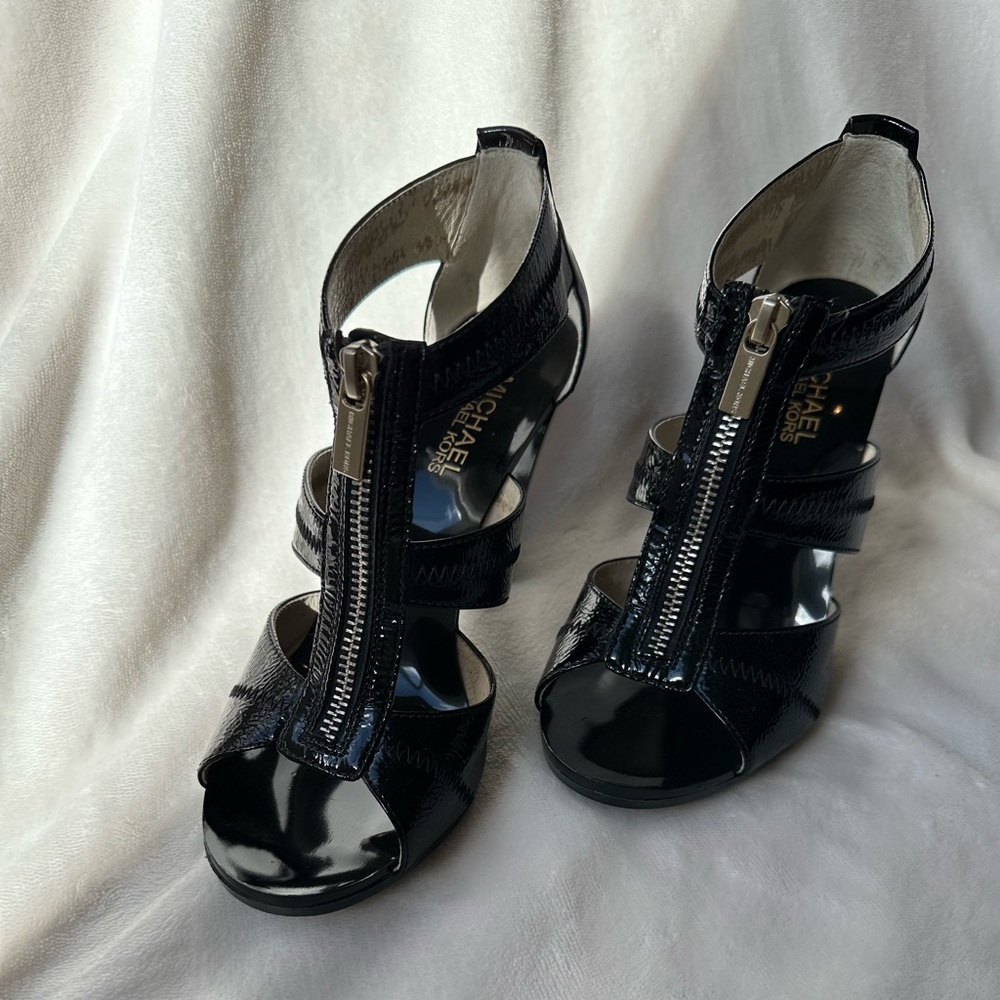 Michael Kors Black 4 inch Open toe Heels size 7
